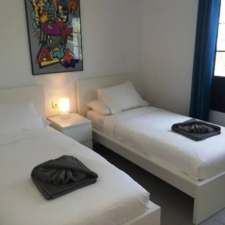 E25 Tabaibas * Puerto del Carmen (Lanzarote)